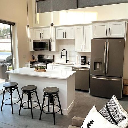 Brand New Upscale Home- Best Location! Whitefish Buitenkant foto