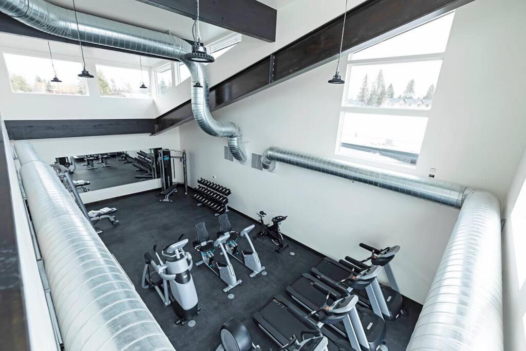 Brand New Upscale Home- Best Location! Whitefish Buitenkant foto