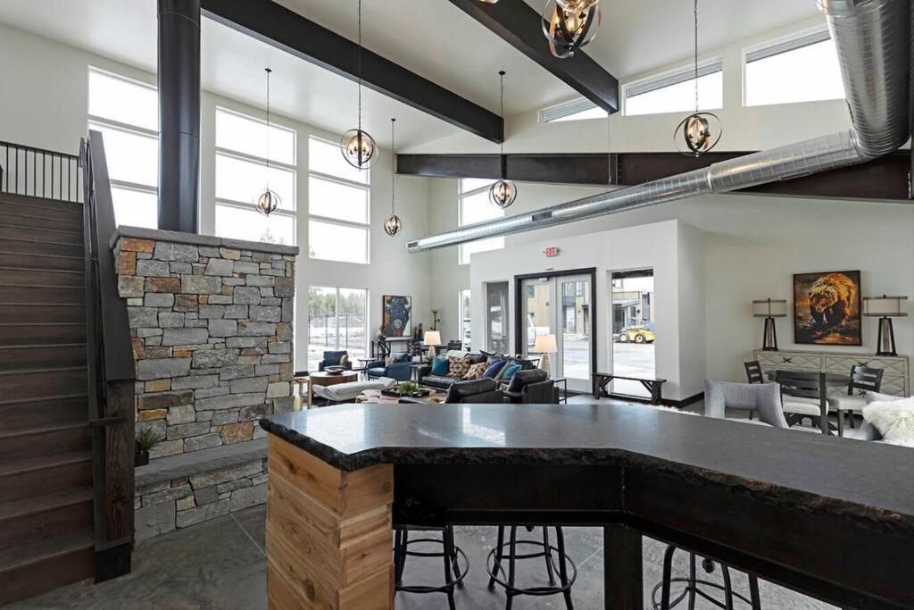 Brand New Upscale Home- Best Location! Whitefish Buitenkant foto