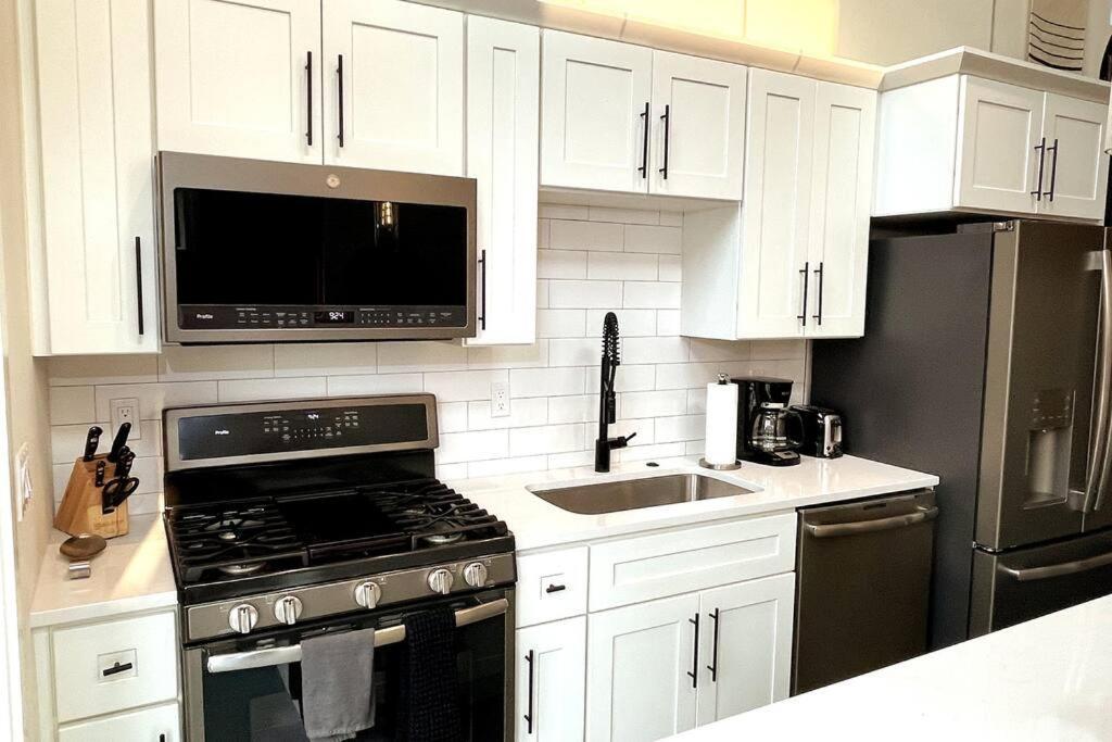 Brand New Upscale Home- Best Location! Whitefish Buitenkant foto