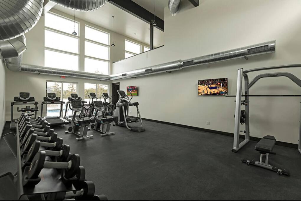 Brand New Upscale Home- Best Location! Whitefish Buitenkant foto