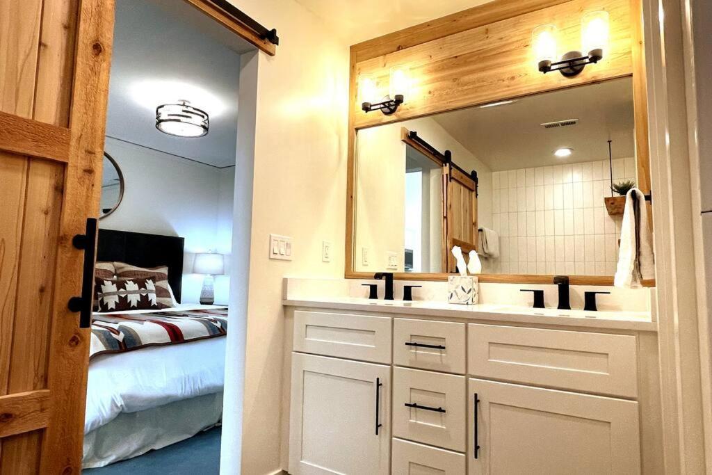 Brand New Upscale Home- Best Location! Whitefish Buitenkant foto