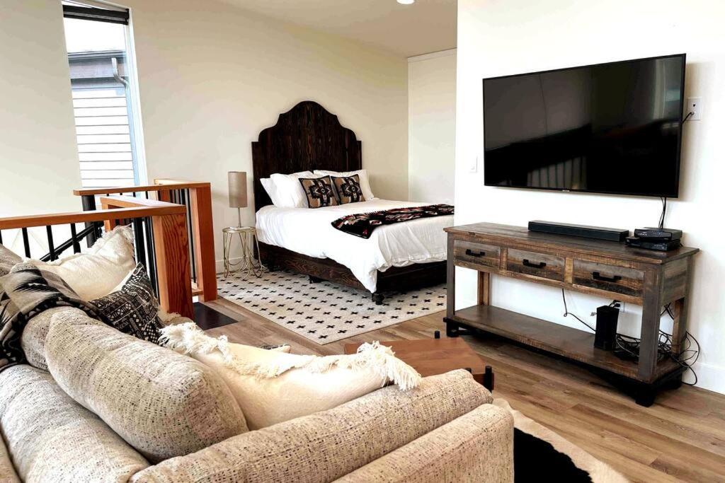 Brand New Upscale Home- Best Location! Whitefish Buitenkant foto
