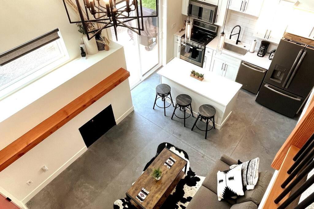 Brand New Upscale Home- Best Location! Whitefish Buitenkant foto