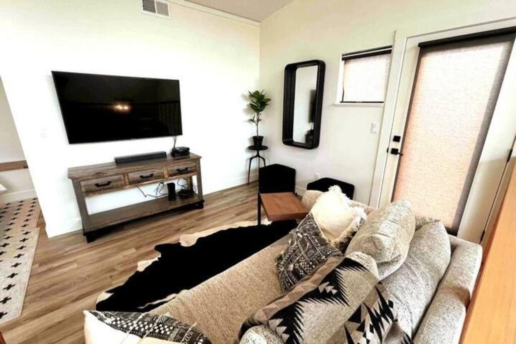 Brand New Upscale Home- Best Location! Whitefish Buitenkant foto